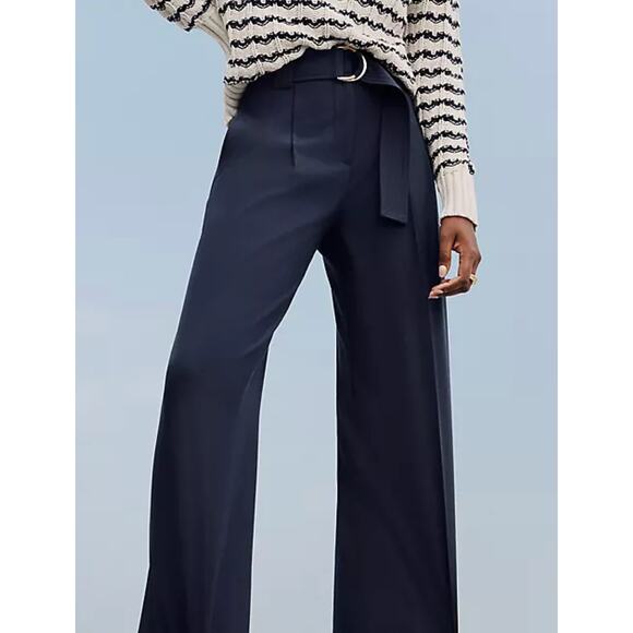NWOT Ann Taylor The Belted Straight-Leg Pant Navy Gold 4 - Picture 1 of 5